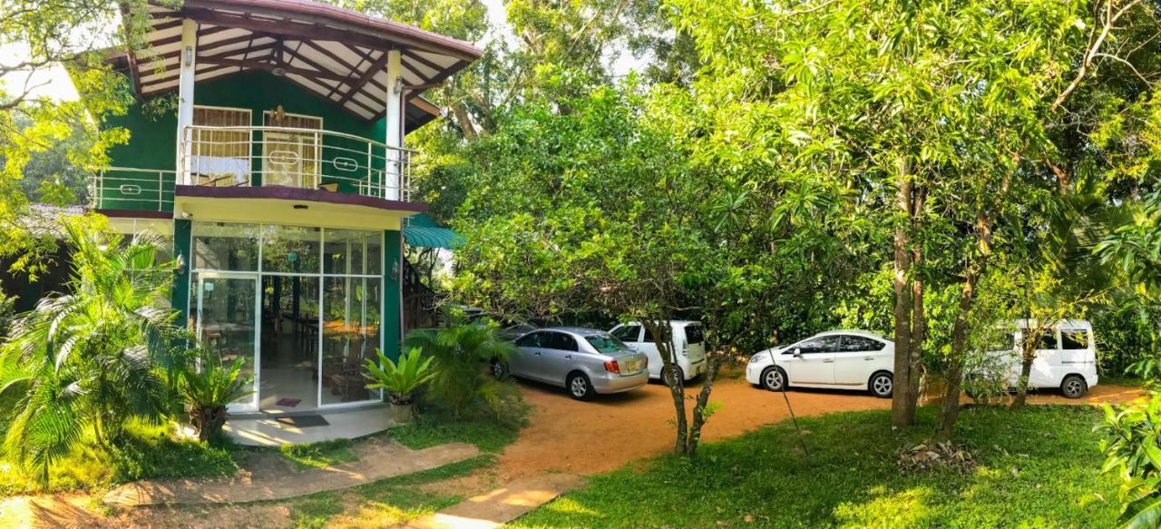 Choona Lodge 'View Of Sigiriya & Pidurangala With Sunrise' エクステリア 写真