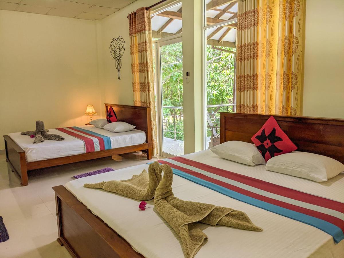 Choona Lodge 'View Of Sigiriya & Pidurangala With Sunrise' エクステリア 写真