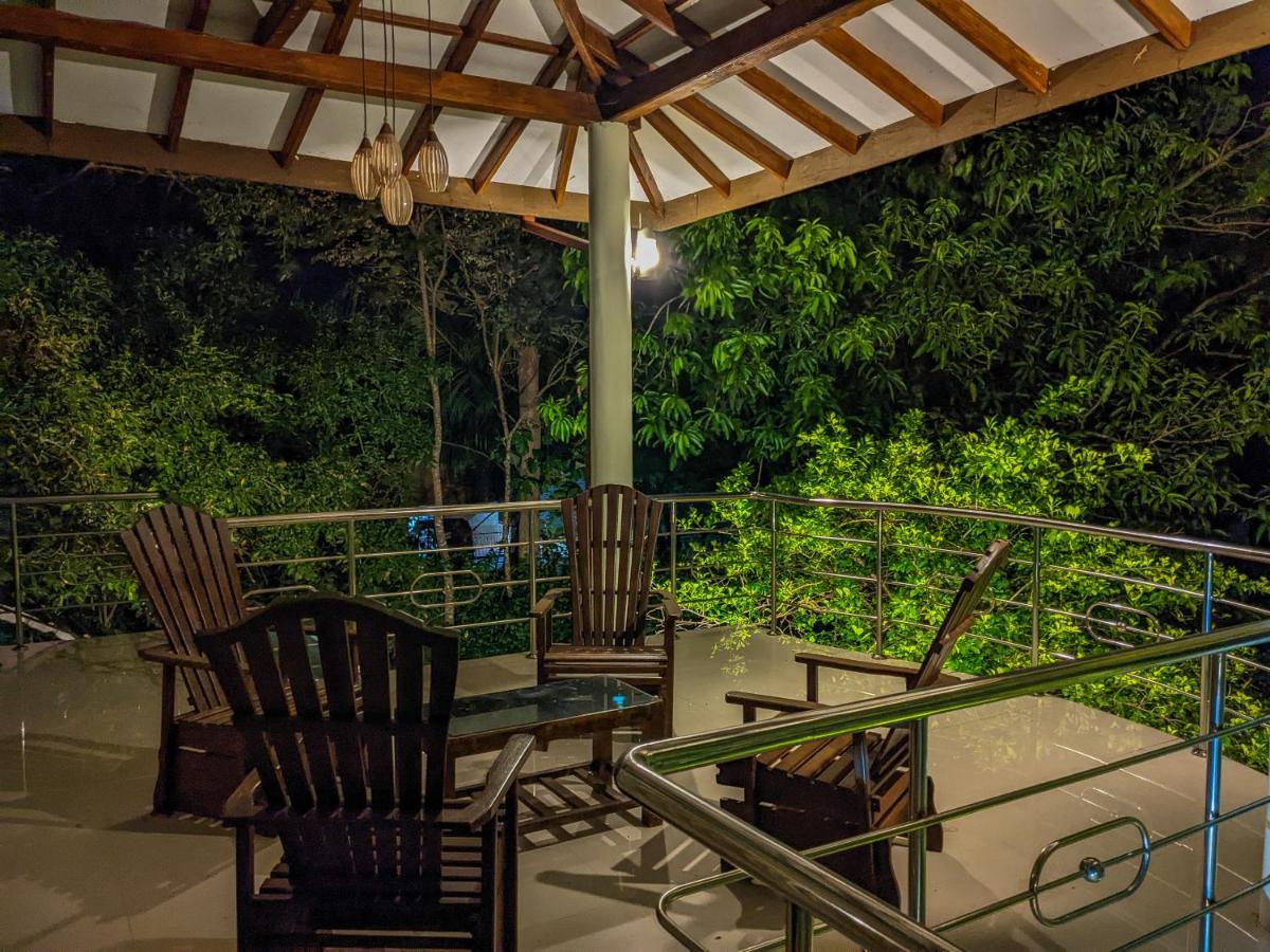 Choona Lodge 'View Of Sigiriya & Pidurangala With Sunrise' エクステリア 写真