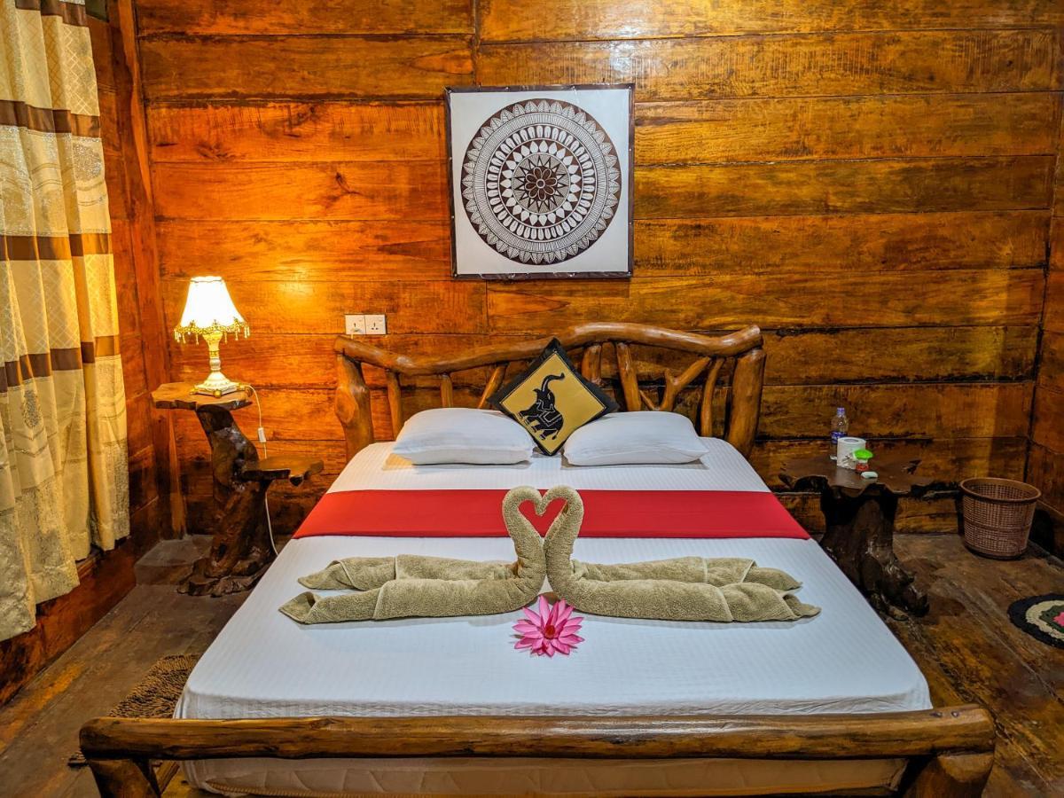 Choona Lodge 'View Of Sigiriya & Pidurangala With Sunrise' エクステリア 写真